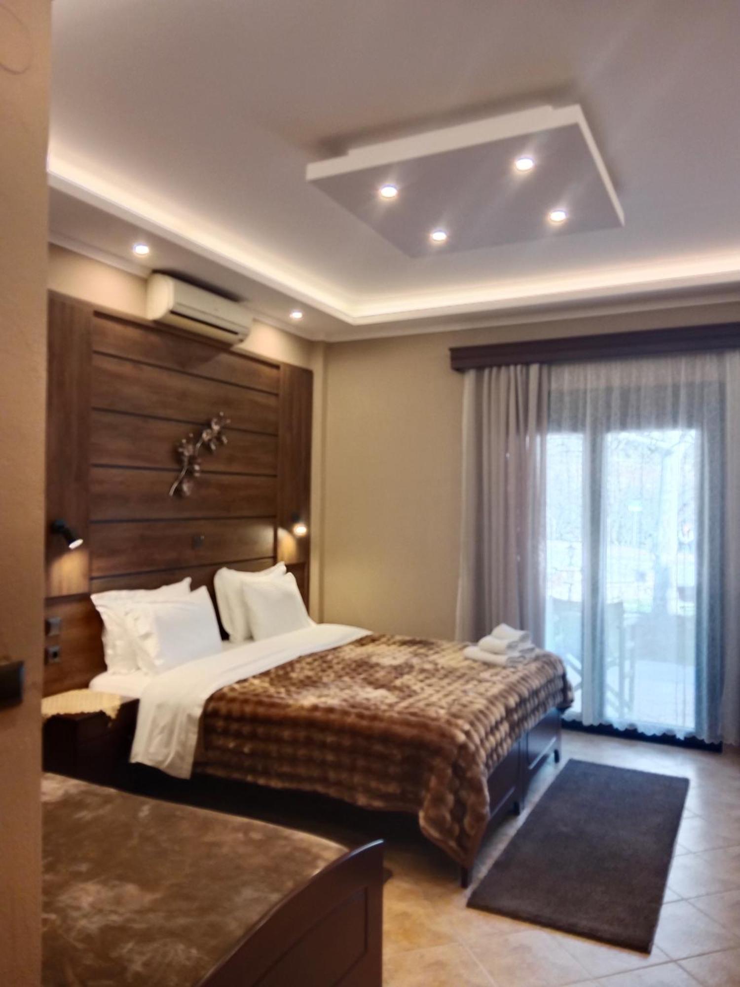Apartamento Xenonas Arxontiko Káto Loutrákion Exterior foto