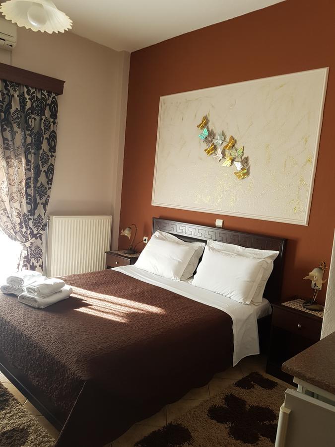 Apartamento Xenonas Arxontiko Káto Loutrákion Exterior foto